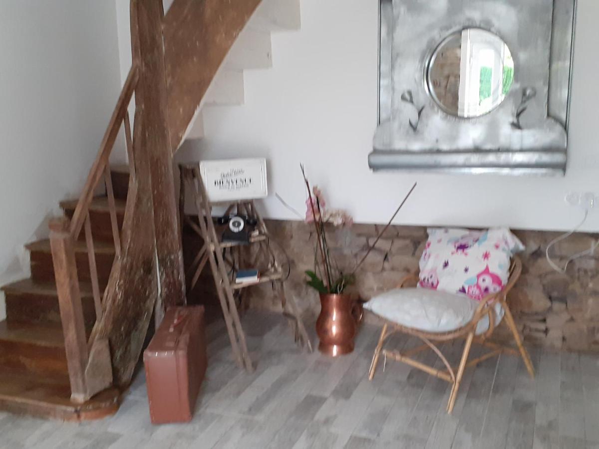 Hotel Le Bonheur En Bretagne à Rouillac  Extérieur photo