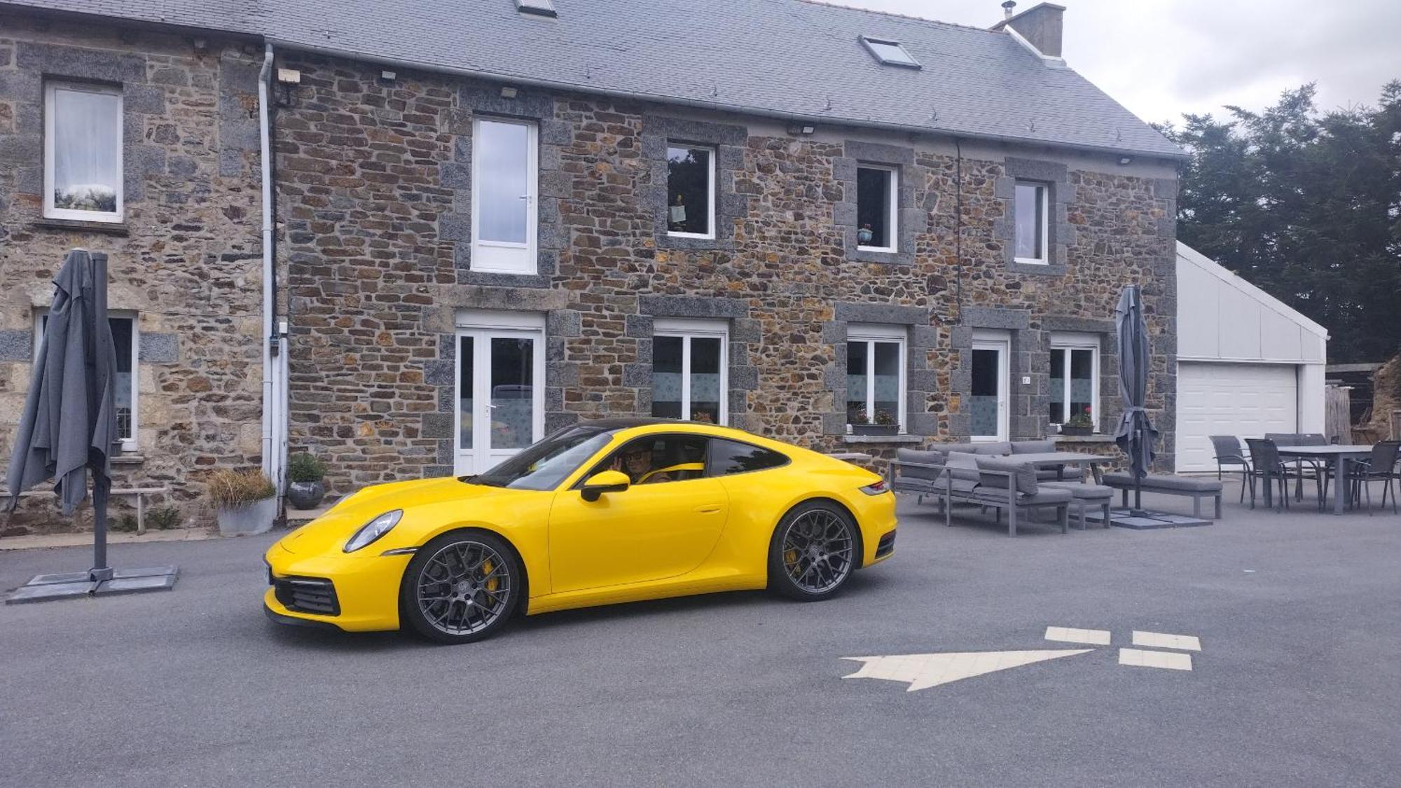 Hotel Le Bonheur En Bretagne à Rouillac  Extérieur photo