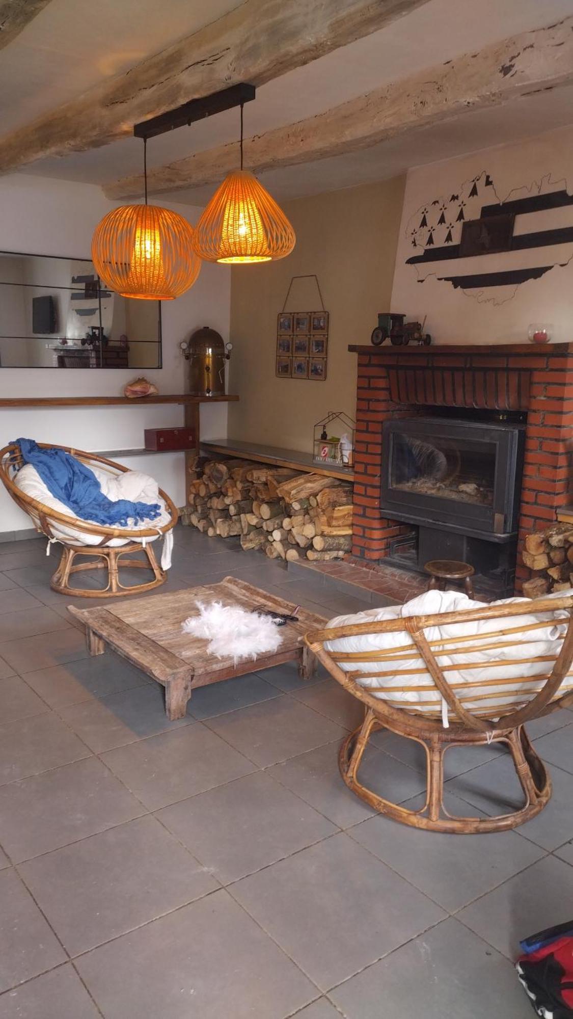 Hotel Le Bonheur En Bretagne à Rouillac  Extérieur photo